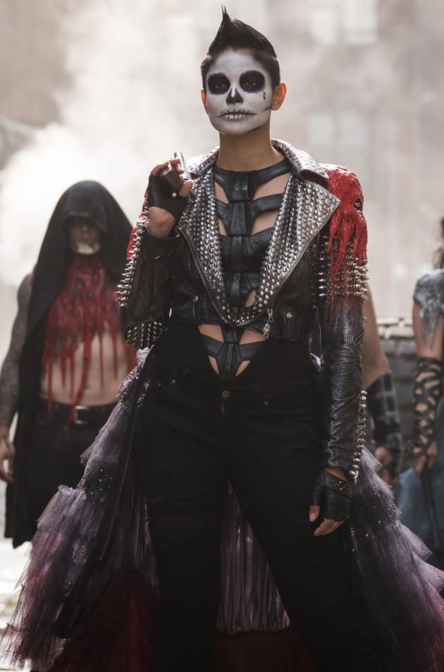 Fight for Jim - Gotham Season 5 Episode 2
