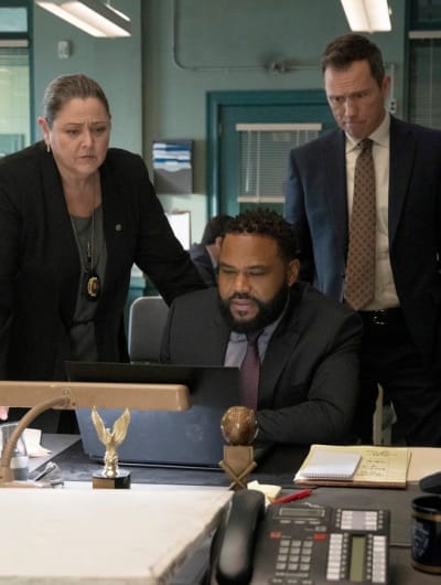 An All-New Team / Tall - Law & Order Season 21 Episode 1
