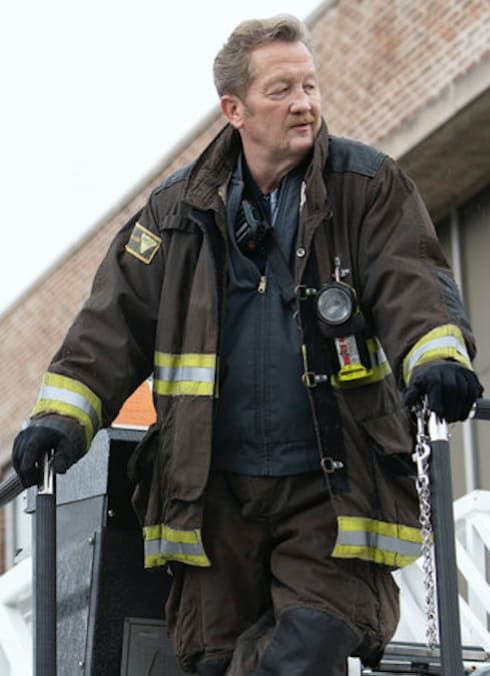 Chicago fire season 9 episode 3 online 2025