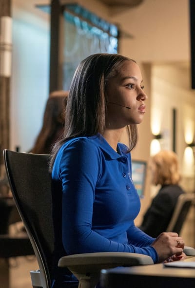 911 season 4 episode store 1 watch online free
