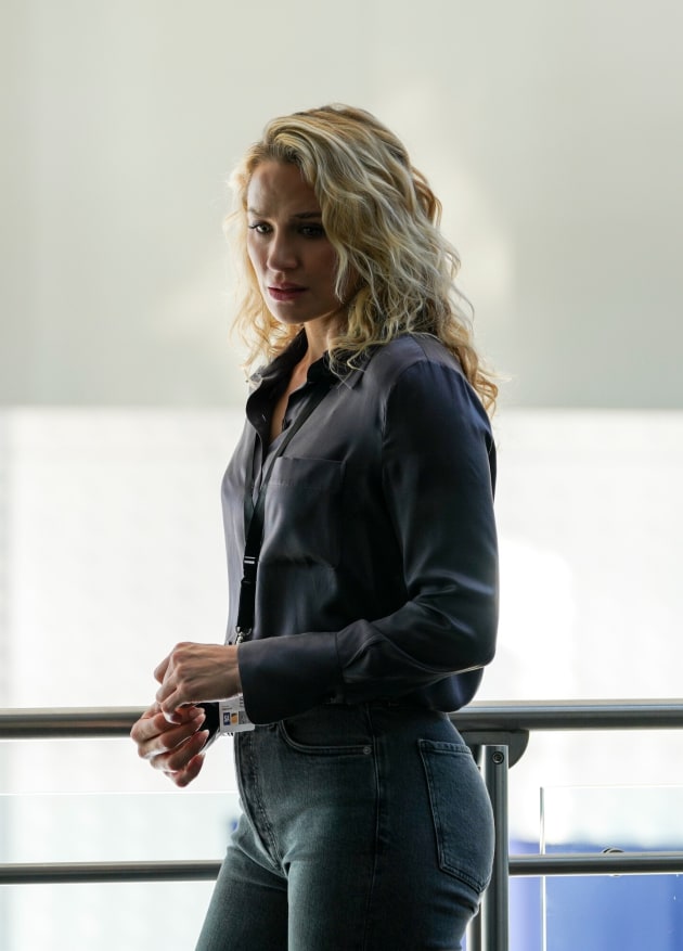 Nina's Proposal - FBI Season 5 Episode 9 - TV Fanatic