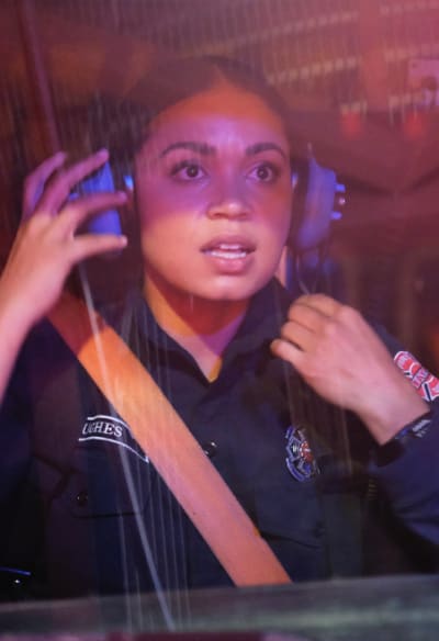 Vic helping her parents - Station 19 Season 4 Episode 15