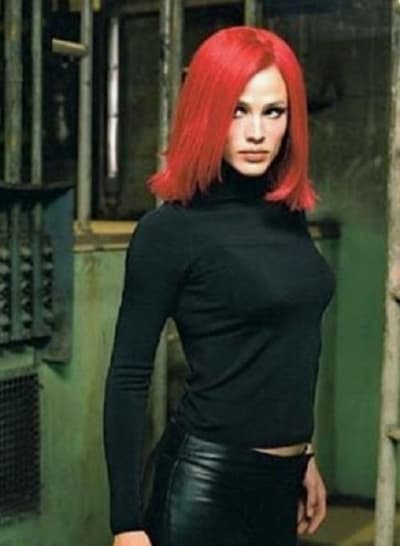 Sydney with the red wig - Alias