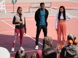 Simone Struggles All American Homecoming TV Fanatic