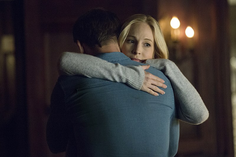 Will Caroline Stay With Alaric? - The Vampire Diaries Season 7