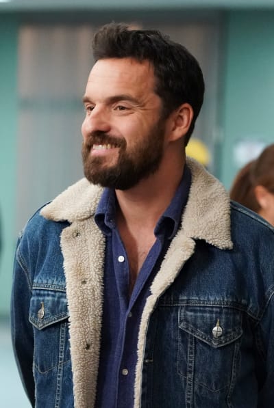 Grey, a Girl's Best Friend - Stumptown Season 1 Episode 1