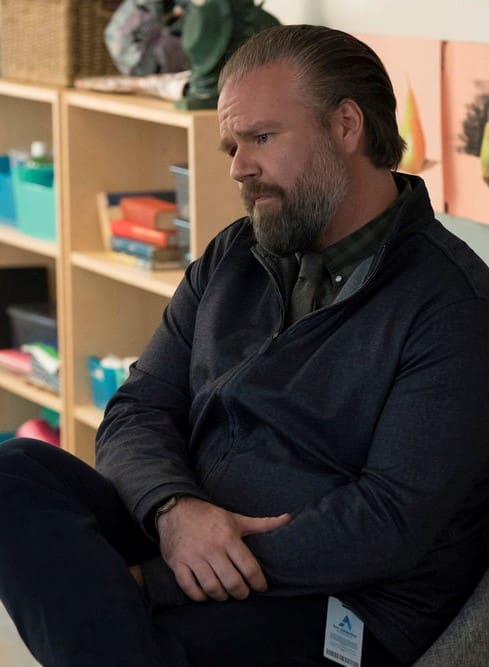 Iggy's Error - Tall - New Amsterdam Season 2 Episode 6