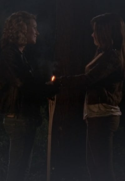 Clothes Over Bros - One Tree Hill Season 4 Episode 21