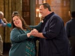 Mike and Molly Dancing
