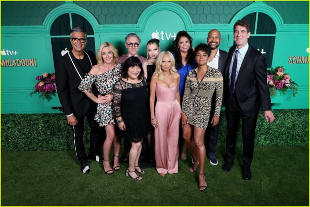 Cast of Schmigadoon!