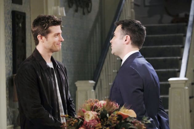 Evan Makes a Move - Days of Our Lives