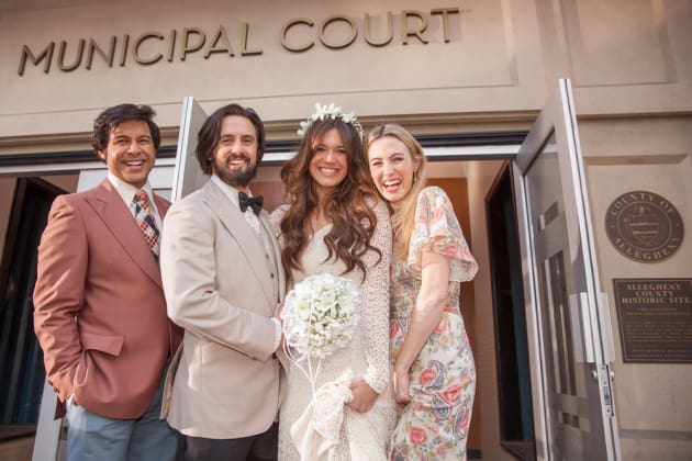 Wedding Photos - This Is Us Season 1 Episode 14