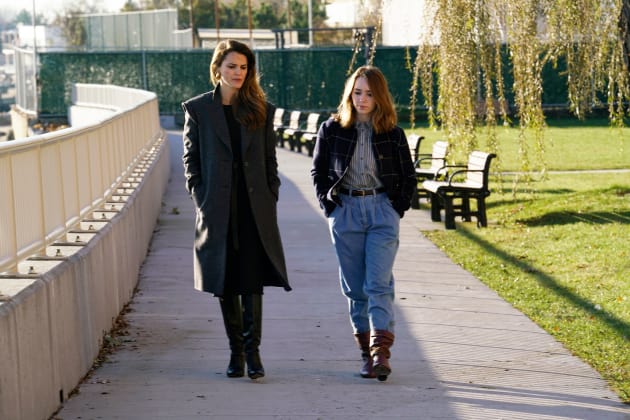 Handling Paige - The Americans