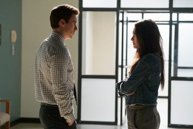 Playing With Fire - Pretty Little Liars Season 7 Episode 1