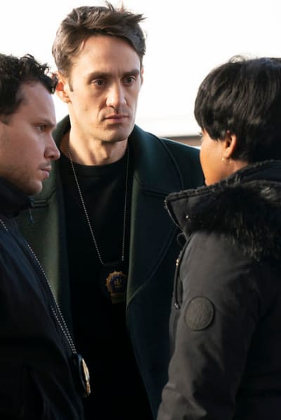 Law Order Organized Crime Season 1 Episode 3 Review Say Hello To My Little Friend Tv Fanatic