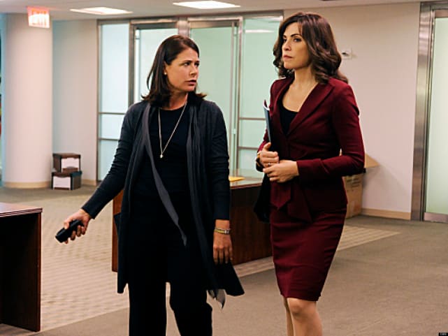 Maura Tierney Checks in to the Good Wife