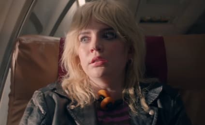 Yellowjackets: Plane Survival Drama Gets Trailer & Premiere Date!
