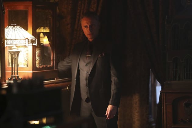 Late Night Visit - Once Upon a Time Season 6 Episode 8