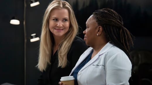 Arizona and Bailey Catch Up - Grey's Anatomy Season 20 Episode 4