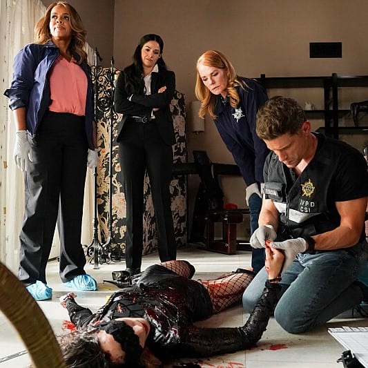 Finding the Dominatrix - CSI: Vegas Season 2 Episode 1