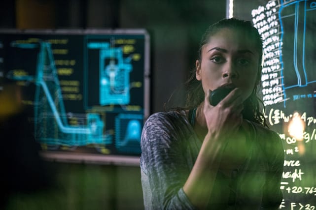 Raven at Work - The 100 Season 2 Episode 14