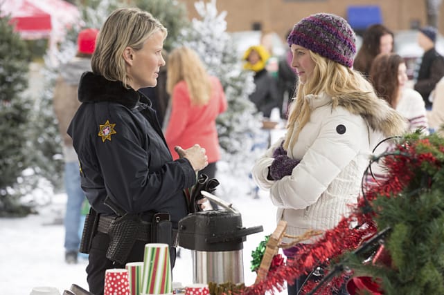 Caroline and Mom - The Vampire Diaries Season 6 Episode 10