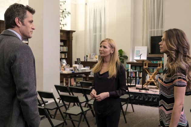 Who Are You? - Younger Season 5 Episode 3