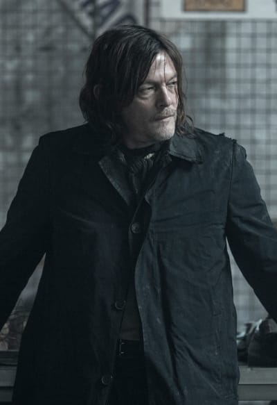 Daryl in a Tricky Scenario - The Walking Dead: Daryl Dixon Season 1 Episode 4