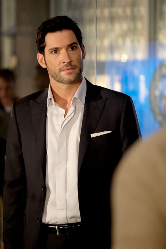 A Serious Lucifer - Lucifer Season 3 Episode 1