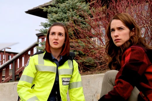 Wynonna earp best sale season 3 putlocker