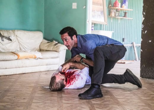 Danny is Wounded - Hawaii Five-0