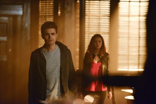 Party Guests - The Vampire Diaries Season 6 Episode 16