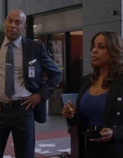 Carter and Simone -tall - The Rookie Season 5 Episode 10
