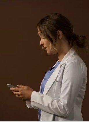 Technology Addicted - Tall - Grey's Anatomy Season 15 Episode 22