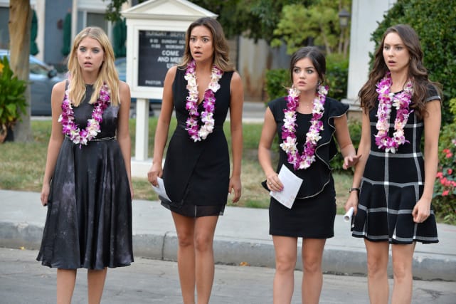 Oh Lei! Funeral Attire