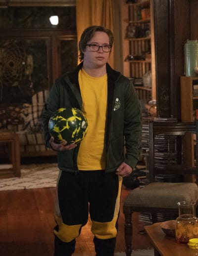 The Good Brother - Stumptown Season 1 Episode 1