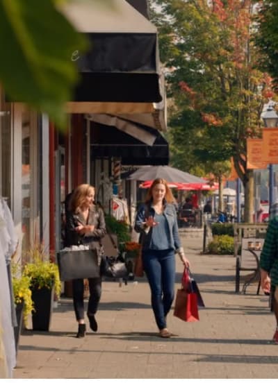 Mel and Brie Shop - tall - Virgin River Season 3 Episode 2