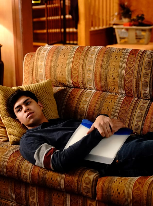 Beto Rests - Tall - Party of Five Season 1 Episode 1