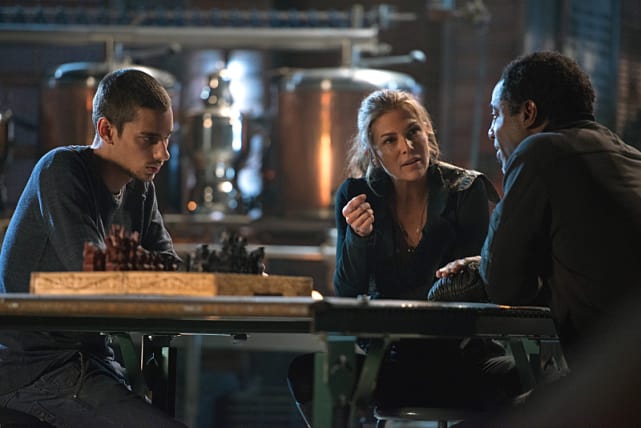 Abby Questions Jaha- The 100 Season 3 Episode 6