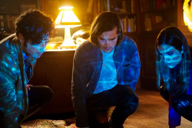 Water magic for Eliot, Quentin, and Margo? - The Magicians Season 2 Episode 1