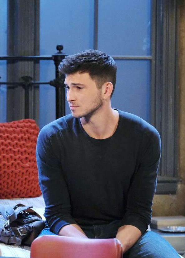 Ben Gets A Sign/Tall - Days of Our Lives