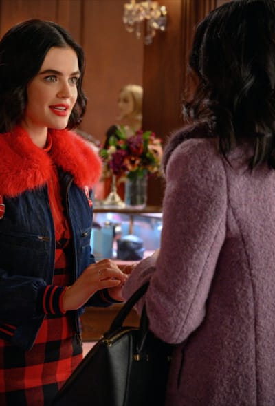 Riverdale First Look Lucy Hale Debuts As Katy Keene Tv Fanatic