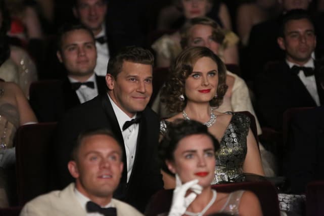 Brennan and Booth, Retro Style - Bones Season 10 Episode 10