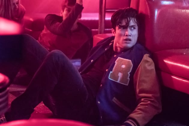 Riverdale Season 2 Episode 21 Review Chapter Thirty Four Judgment Night Tv Fanatic