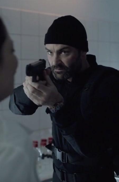 Cal Finds the Nurse - Absentia Season 3 Episode 7