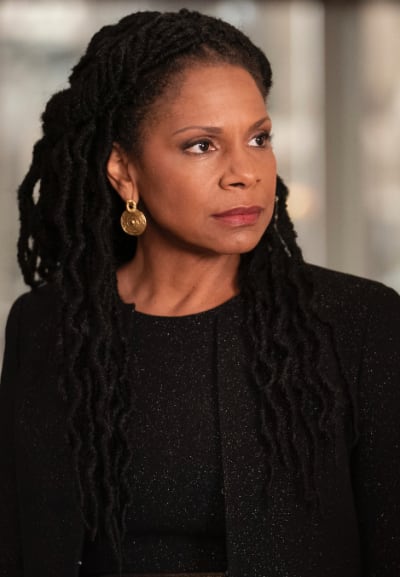 Liz stressed - The Good Fight Season 5 Episode 8