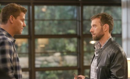 Bones Round Table: Will Hodgins Destroy the Jump Drive?