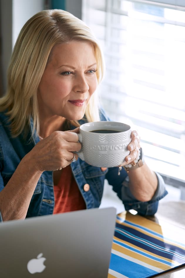 Megan Sips Coffee - Chesapeake Shores Season 4 Episode 3