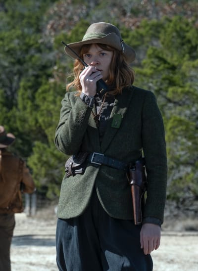 Fear the walking online dead s06e01 watch online