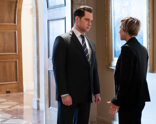 How To Get Away With Murder Season 5 Episode 10 Review Don T Go